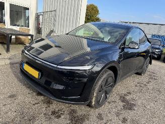 Coche accidentado Tesla Model Y Longe range awd 351 pk bj 2026 ! 2026/10