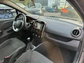 Renault Clio 1.5 dCi ECO Night&Day picture 11