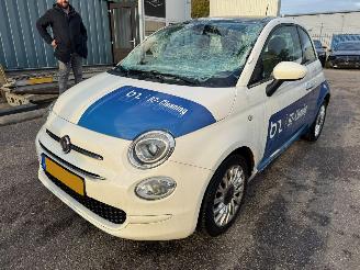 damaged passenger cars Fiat 500 0.9 AUTOMAAT TwinAir Turbo Lounge 2018/1