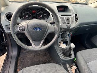 Ford Fiesta 1.25 Limited picture 13