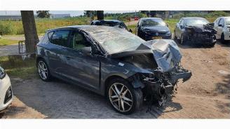 Auto da rottamare Seat Leon Leon (5FB), Hatchback 5-drs, 2012 / 2020 1.6 TDI Ecomotive 16V 2013/11
