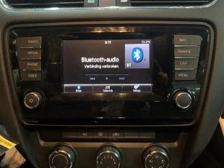 Uttjänta bilar auto Skoda Octavia Octavia Combi (5EAC), Combi 5-drs, 2012 / 2020 1.6 TDI Greenline 16V 2014/10