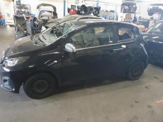 Peugeot 108 108, Hatchback, 2014 1.0 12V picture 2