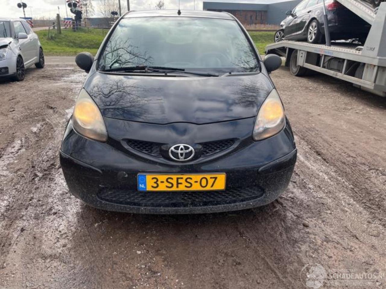 Toyota Aygo Aygo (B10), Hatchback, 2005 / 2014 1.0 12V VVT-i