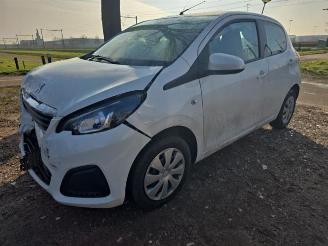 Peugeot 108 108, Hatchback, 2014 1.0 12V VVT-i picture 2