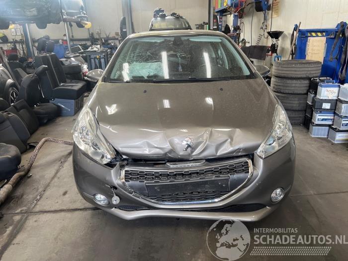 Peugeot 208 208 I (CA/CC/CK/CL), Hatchback, 2012 / 2019 1.6 Vti 16V