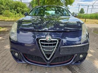 Vrakbiler auto Alfa Romeo Giulietta Giulietta (940), Hatchback, 2010 / 2020 1.6 JTDm 16V 2011/1