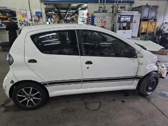 Toyota Aygo Aygo (B10), Hatchback, 2005 / 2014 1.0 12V VVT-i picture 8