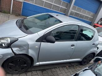 Toyota Aygo Aygo (B10), Hatchback, 2005 / 2014 1.0 12V VVT-i picture 4