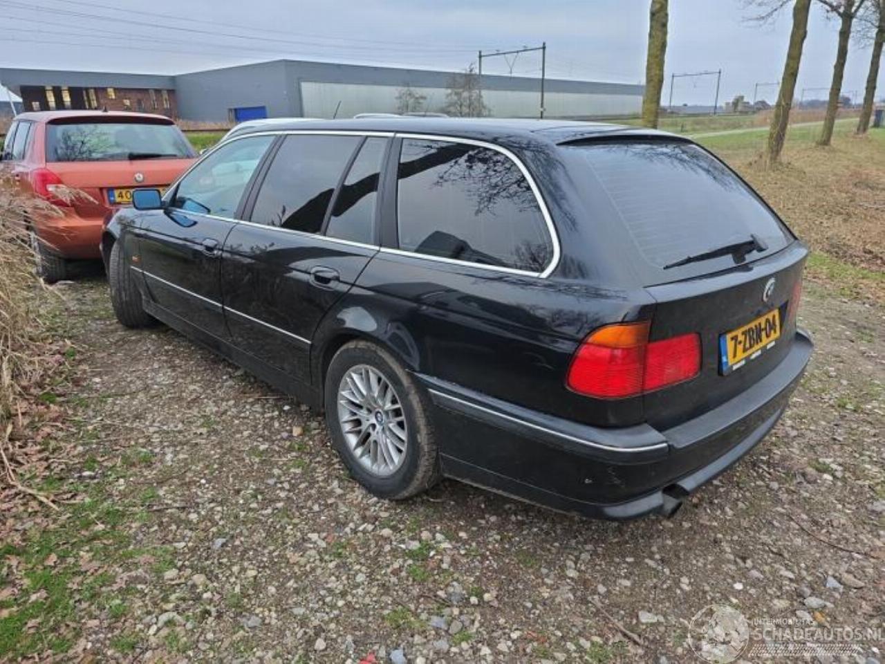 BMW 5-serie 5 serie Touring (E39), Combi, 1996 / 2004 520i 24V