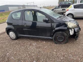 Toyota Aygo Aygo (B10), Hatchback, 2005 / 2014 1.0 12V VVT-i picture 2