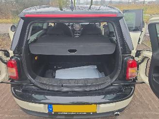 Mini Cooper CLUBMAN picture 17