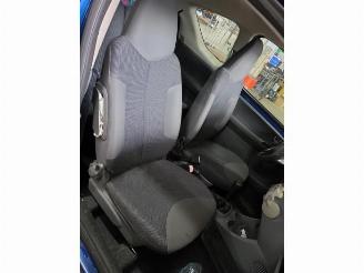 Peugeot 107 107, Hatchback, 2005 / 2014 1.0 12V picture 13