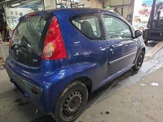 Peugeot 107 107, Hatchback, 2005 / 2014 1.0 12V picture 6