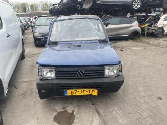 Vrakbiler auto Fiat Panda Panda (141), Hatchback, 1980 / 2003 1100 IE 2002/3