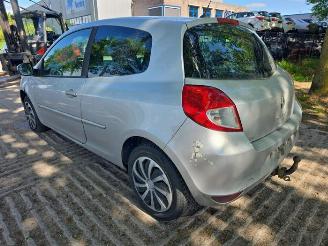Renault Clio Clio III (BR/CR), Hatchback, 2005 / 2014 1.2 16V 75 picture 4
