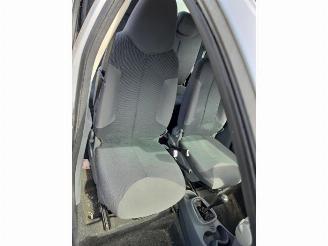 Peugeot 107 107, Hatchback, 2005 / 2014 1.0 12V picture 23