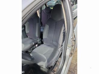 Peugeot 107 107, Hatchback, 2005 / 2014 1.0 12V picture 20