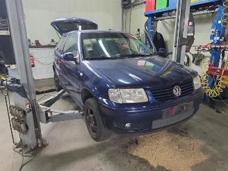  Volkswagen Polo Polo III (6N2), Hatchback, 1999 / 2001 1.4 16V 75 2000/2