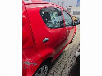 Peugeot 107 107, Hatchback, 2005 / 2014 1.0 12V picture 12