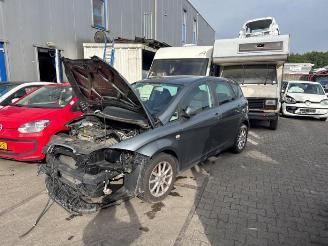 disassembly passenger cars Seat Altea  2014/2