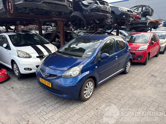Toyota Aygo Aygo (B10), Hatchback, 2005 / 2014 1.0 12V VVT-i