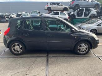 Uttjänta bilar auto Renault Mégane Scénic Scenic II (JM), MPV, 2003 / 2009 1.6 16V 2008/9