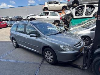 Coche siniestrado Peugeot 307 307 SW (3H), Combi, 2002 / 2008 1.6 16V 2003/6