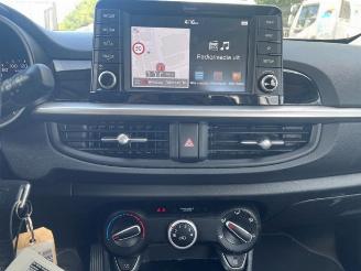 Kia Picanto Picanto (JA), Hatchback, 2017 1.0 12V picture 8