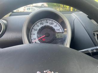 Peugeot 107 107, Hatchback, 2005 / 2014 1.0 12V picture 7