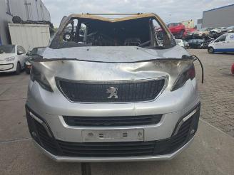 Uttjänta bilar auto Peugeot Expert Expert (V1/VA/VB/VE/VF/VT/VY), Van, 2016 2.0 Blue HDi 180 16V 2018/9