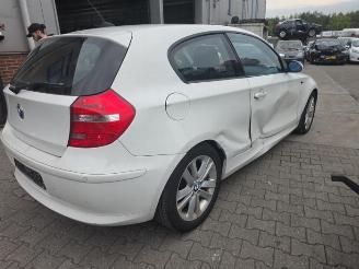 BMW 1-serie 1 serie (E81), Hatchback 3-drs, 2006 / 2012 120i 16V picture 6