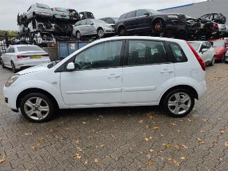 Ford Fiesta Fiesta 5 (JD/JH), Hatchback, 2001 / 2009 1.4 16V picture 3