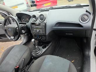 Ford Fiesta Fiesta 5 (JD/JH), Hatchback, 2001 / 2009 1.4 16V picture 18
