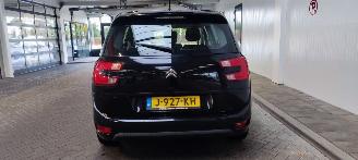 Citroën C4-picasso Diesel hybride picture 15