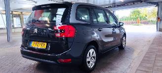 Citroën C4-picasso Diesel hybride picture 10