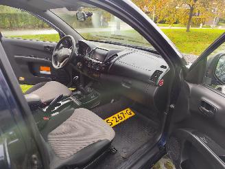 Mitsubishi L-200 L200 4X4 AIRCO picture 7