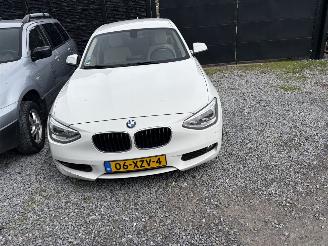 BMW 1-serie 114 I picture 3