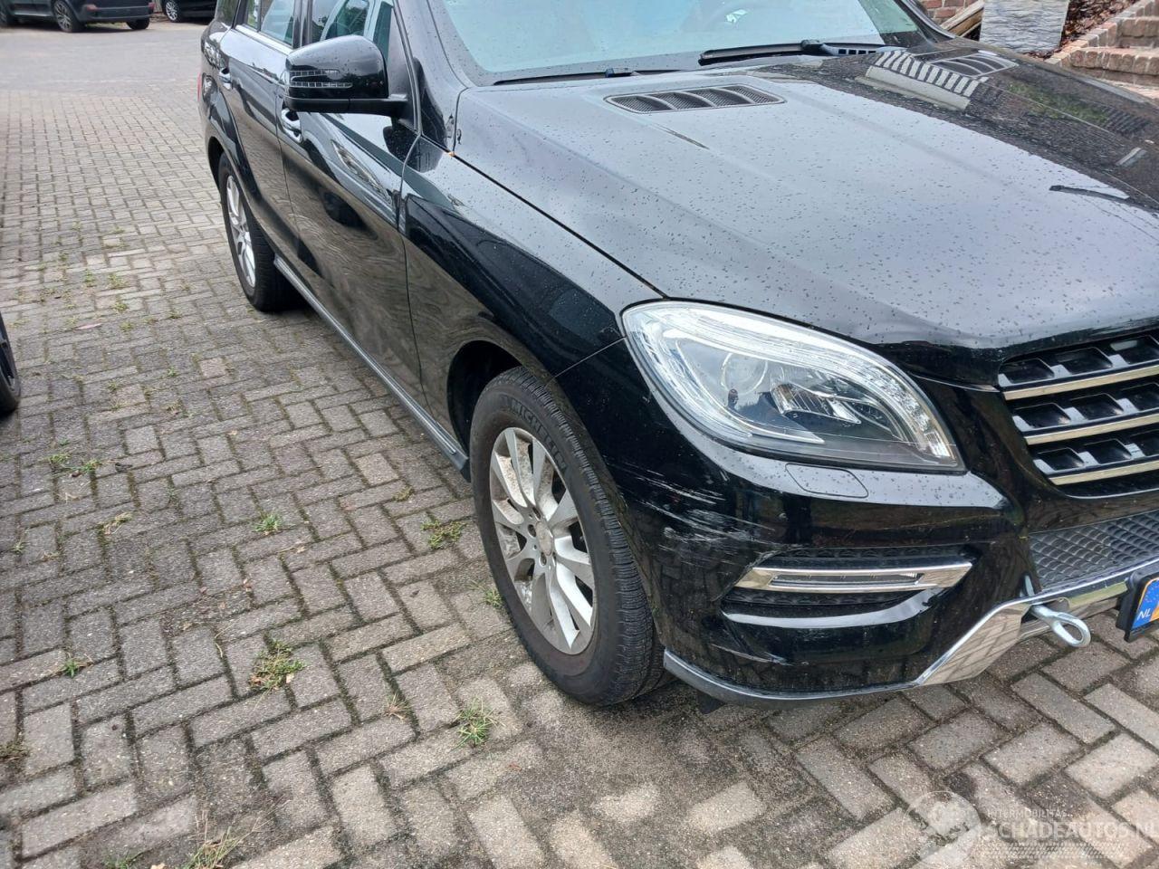 Mercedes ML Ml 350 benzine motor defect