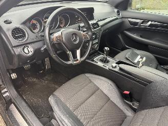 Mercedes C-klasse C180 DEFECTE MOTOR picture 9