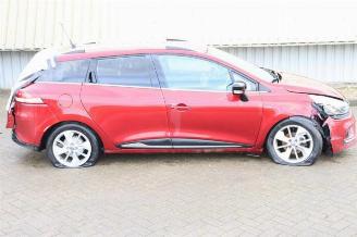 Coche siniestrado Renault Clio Clio IV Estate/Grandtour (7R), Combi 5-drs, 2012 / 2021 0.9 Energy TCE 90 12V 2017/5