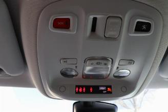 Peugeot 308 308 (L3/L8/LB/LH/LP), Hatchback 5-drs, 2013 / 2021 1.6 BlueHDi 120 picture 19