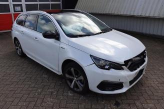 Salvage car Peugeot 308 308 SW (L4/L9/LC/LJ/LR), Combi 5-drs, 2014 / 2021 1.2 12V e-THP PureTech 130 2019/10