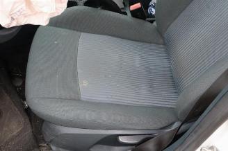 Ford Fiesta Fiesta 6 (JA8), Hatchback, 2008 / 2018 1.25 16V picture 12