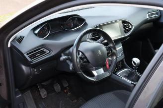 Peugeot 308 308 (L3/L8/LB/LH/LP), Hatchback 5-drs, 2013 / 2021 1.6 16V THP picture 9