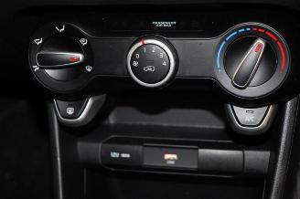 Kia Picanto Picanto (JA), Hatchback, 2017 1.0 12V picture 32