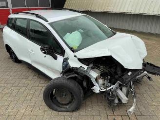 rozbiórka samochody osobowe Renault Clio Clio IV Estate/Grandtour (7R), Combi 5-drs, 2012 / 2021 1.5 Energy dCi 90 FAP 2016/4