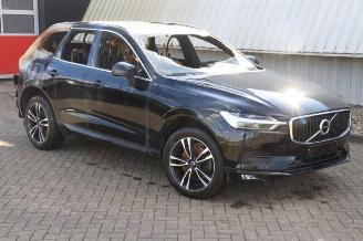 Coche siniestrado Volvo Xc-60 XC60 II (UZ), SUV, 2017 2.0 B4 16V Mild Hybrid AWD 2020