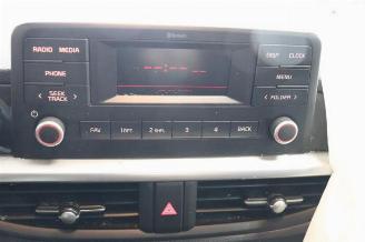 Kia Picanto Picanto (JA), Hatchback, 2017 1.0 DPi 12V picture 29