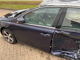 Peugeot 308 308 SW (L4/L9/LC/LJ/LR), Combi 5-drs, 2014 / 2021 1.2 12V e-THP PureTech 130 picture 15